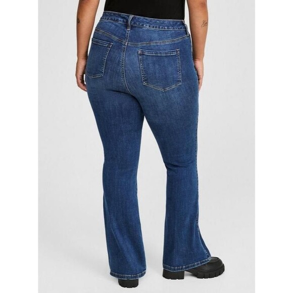 Torrid Trio Boot High-Rise Jeans in the El Nino Wash, Size 28-30 Short - Picture 4 of 13